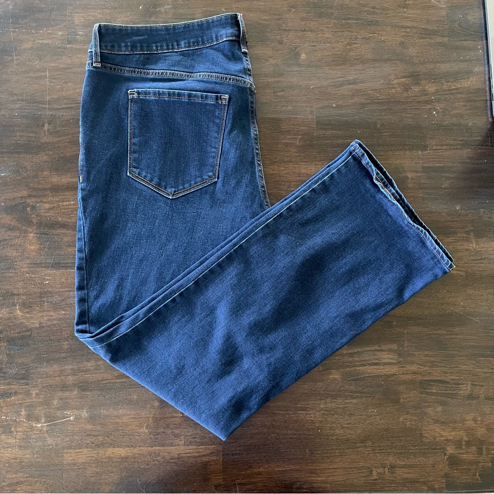Old Navy Women's Dark Mid-Rise Kicker Boot-Cut Jeans Sz 20 Everyday Denim Casual